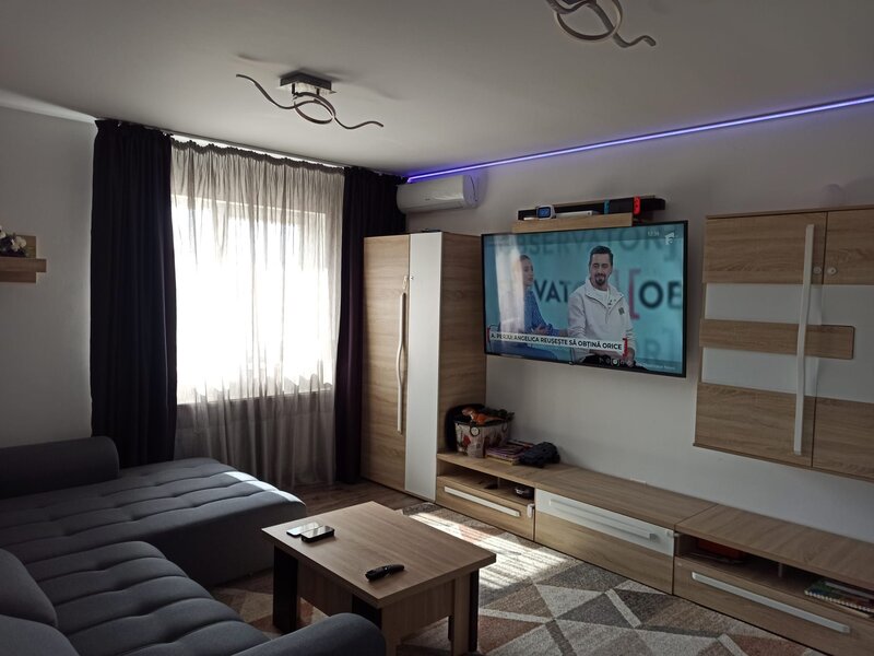 Ilfov studio-45mp /metrou Berceni/ 3-5min pe jos